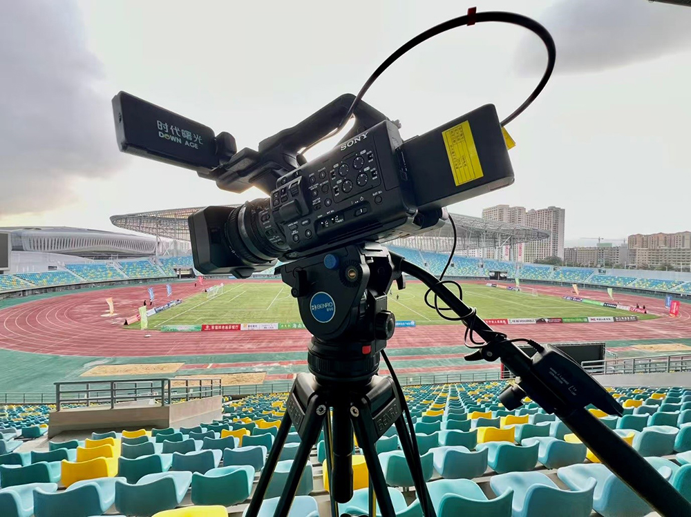 【PXW-Z380安装于摇臂之上】