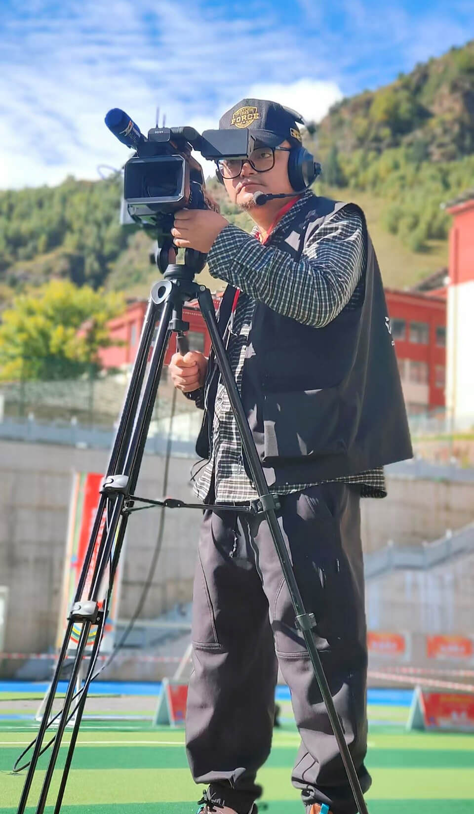 索尼家用投影P7