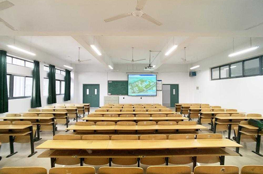 探访华东师范大学