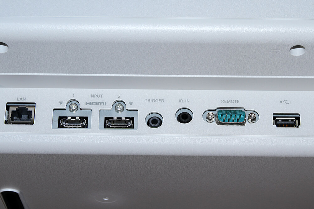 索尼家用投影P9