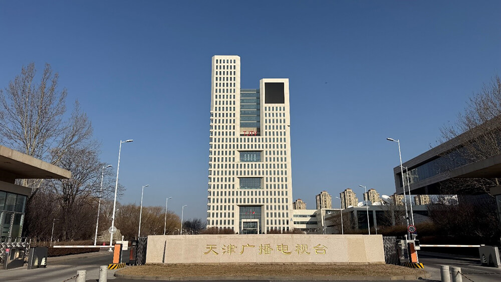 索尼家用投影P7