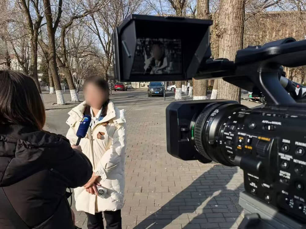 索尼家用投影P7