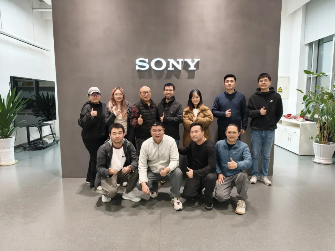 索尼家用投影P7