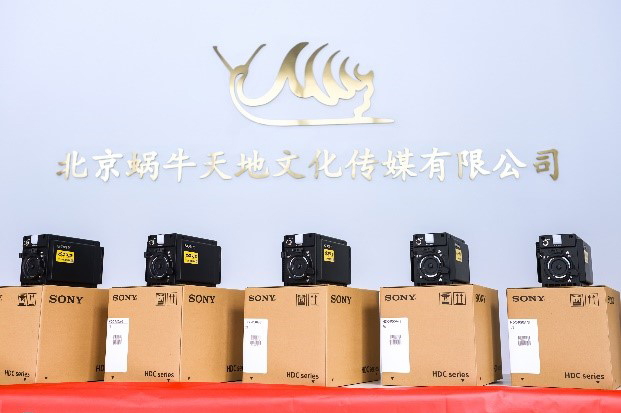 索尼家用投影P7