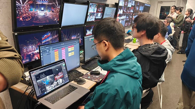 索尼家用投影P7
