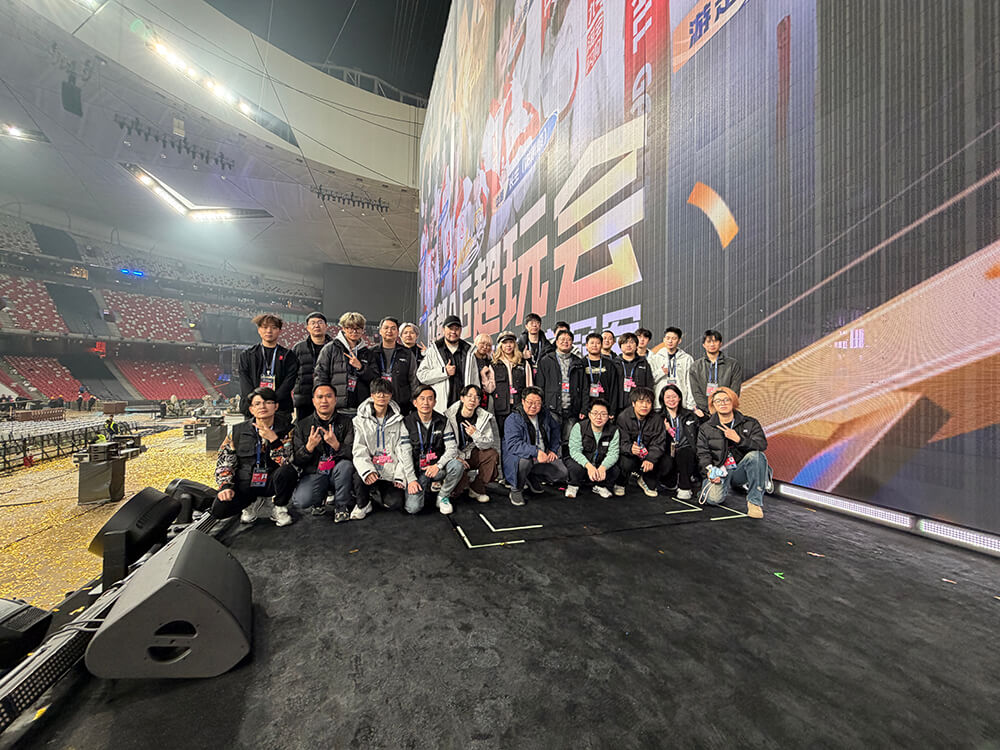 索尼家用投影P7