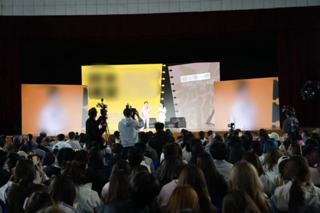 索尼家用投影P7