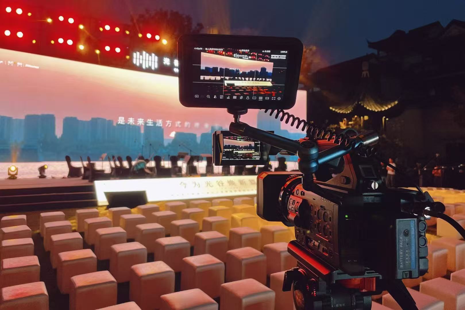 索尼家用投影P7