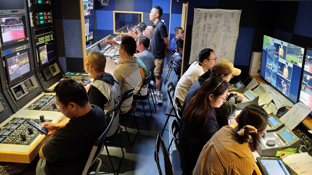 索尼家用投影P7