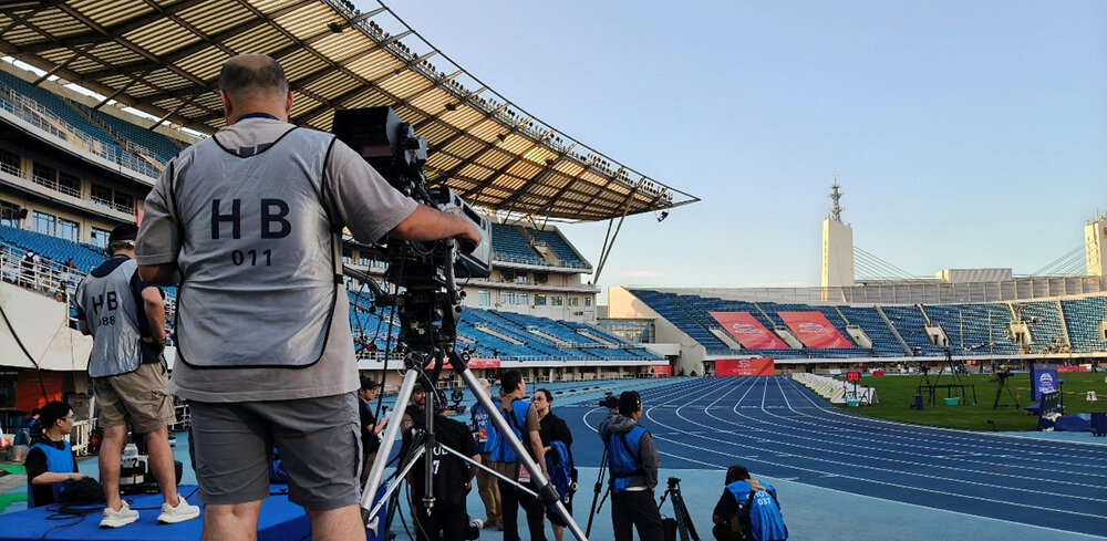 索尼家用投影P7