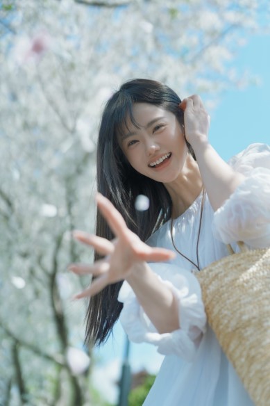 现场感·本来生动