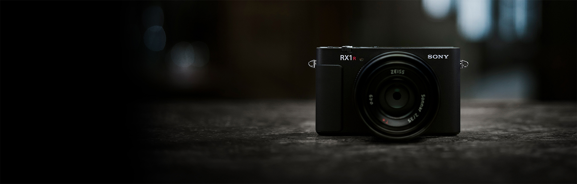 索尼黑卡全画幅旗舰RX1R III
