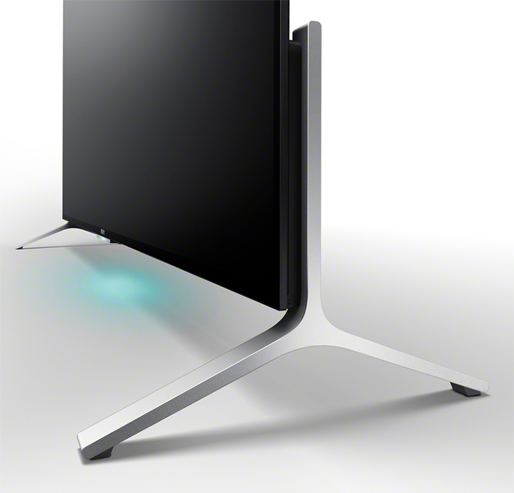 Closeup image of 4K TV BRAVIA stand